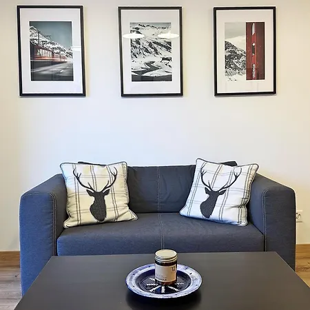Apartment Alpin-schick, 39m2, & Sport, Mit Pool - Sk213 St. Moritz