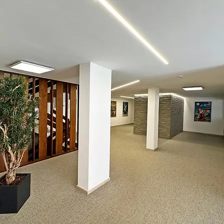 Apartment Alpin-schick, 39m2, & Sport, Mit Pool - Sk213